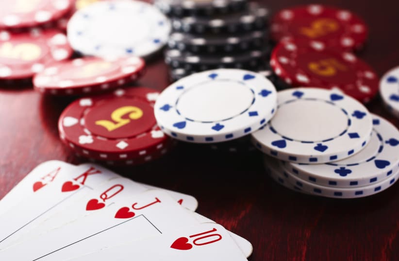 Tips Ampuh Menang Main Poker Online Dijamin Untung